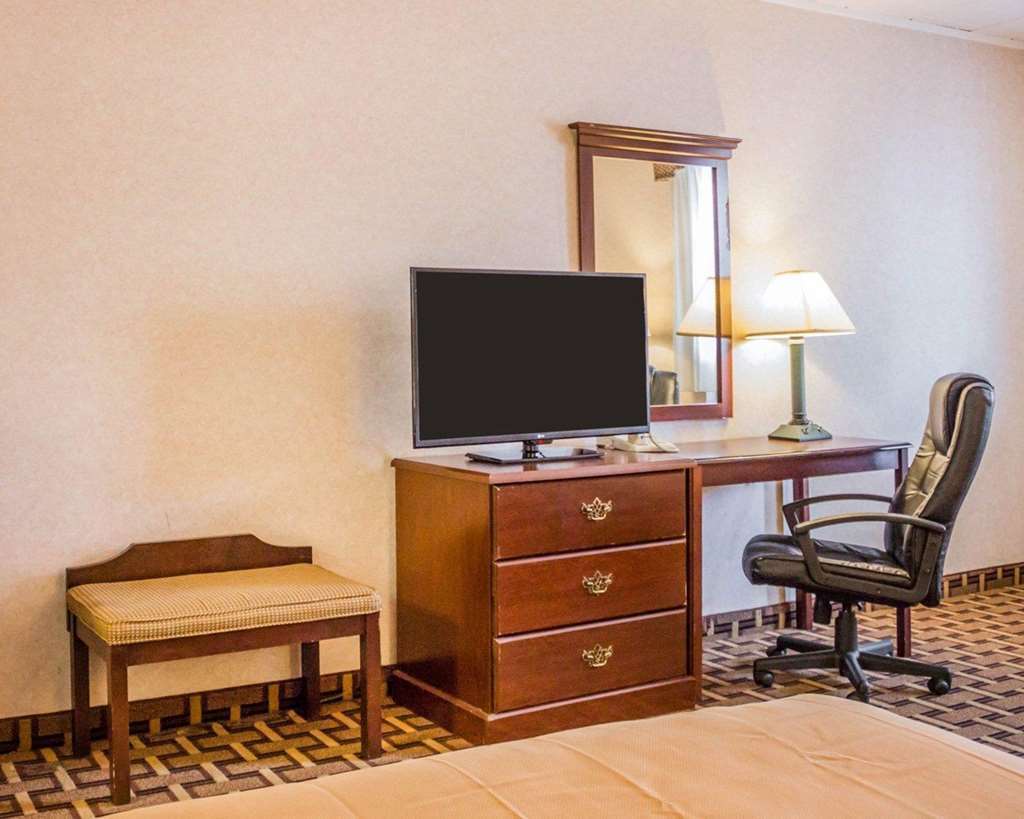 Rodeway Inn Mystic Pokoj fotografie