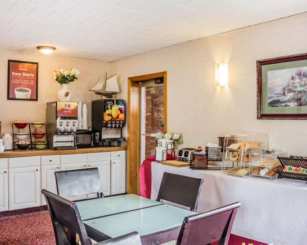 Rodeway Inn Mystic Restaurace fotografie